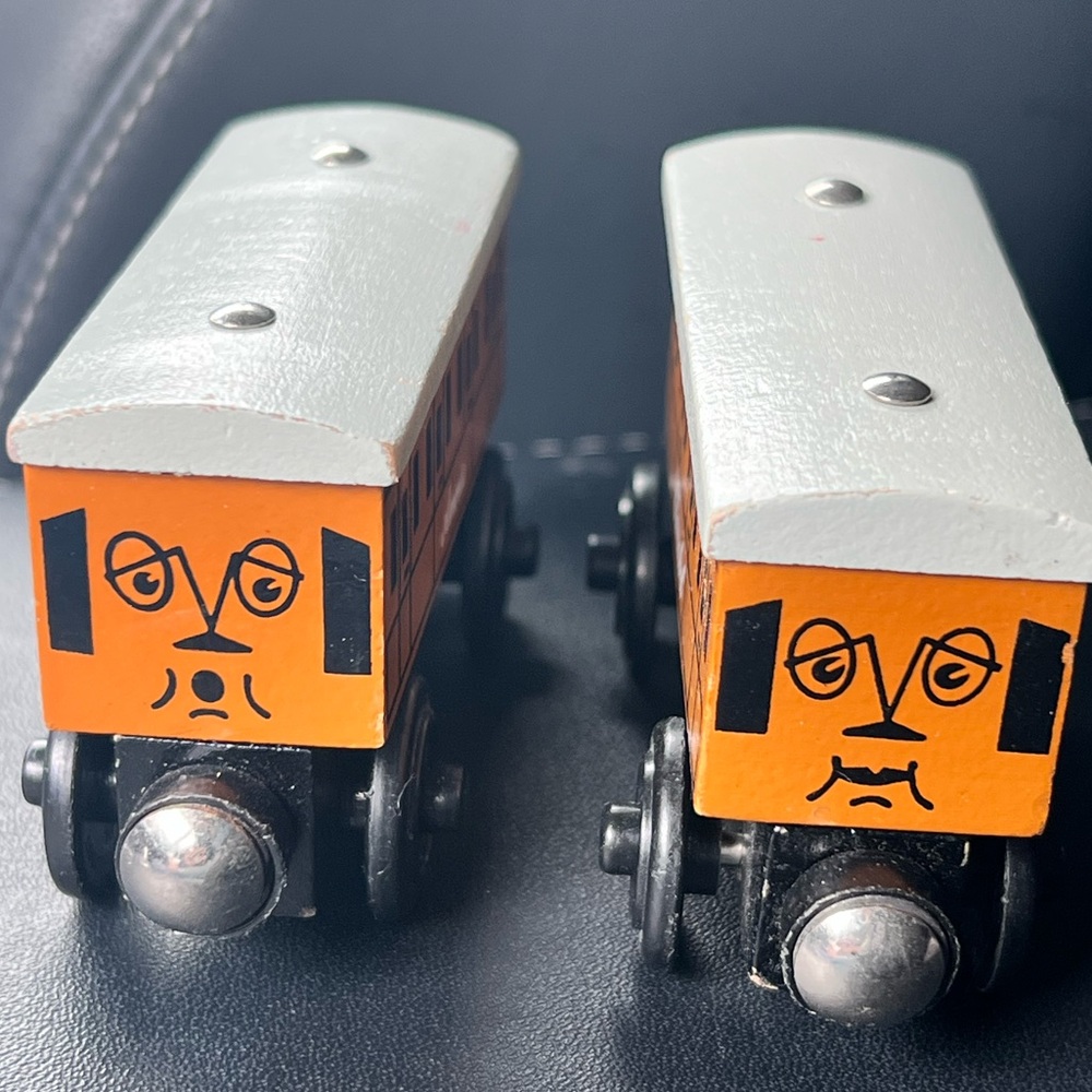 Thomas and Friends Vintage Wooden Annie & Clarabel